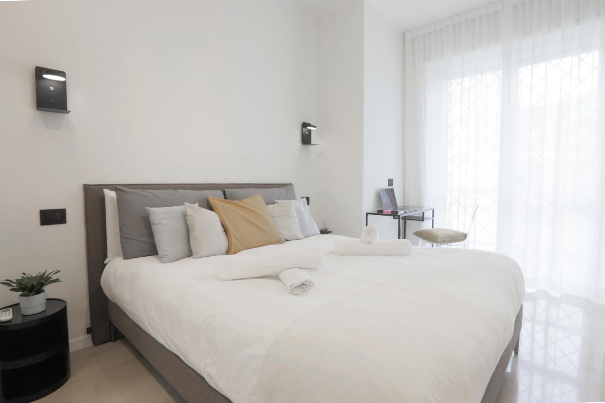 New Modern Flat 10 Minutes Walk From Central Station Milán Exteriér fotografie