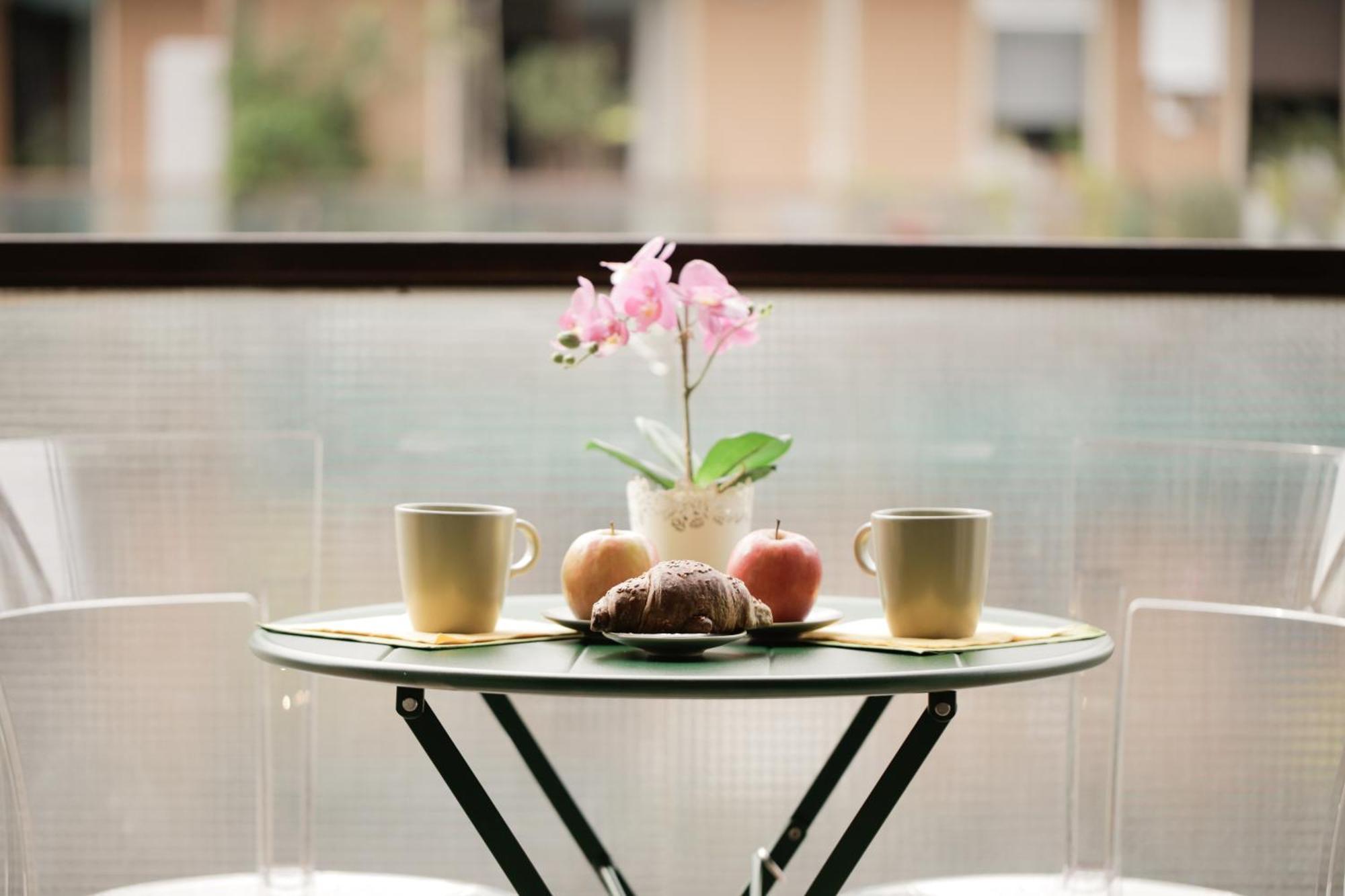New Modern Flat 10 Minutes Walk From Central Station Milán Exteriér fotografie